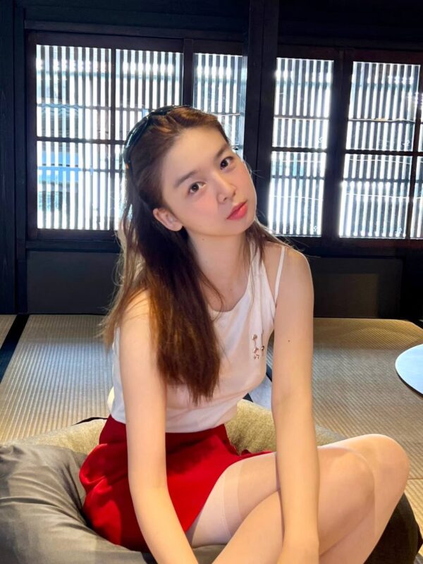 长沙包养用哪个社交平台更常见？微信、QQ与小红书的不同定位