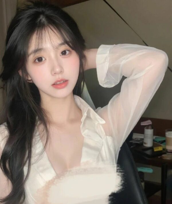 长沙河西大学城包养：高校、写字楼与河景生活的三角关系